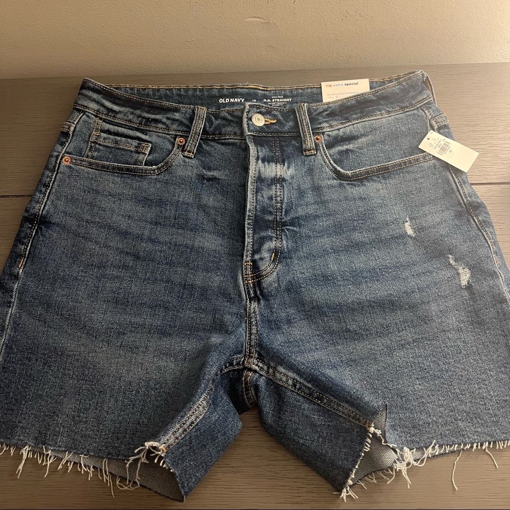 NWT Old Navy O.G Straight Short